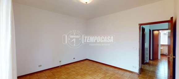 5 rooms Apartment in Chiaravalle, Italy No. 4818 20