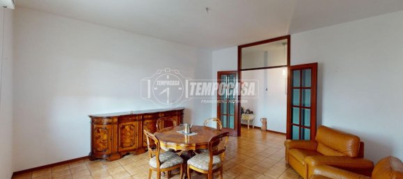 5 rooms Apartment in Chiaravalle, Italy No. 4818 8