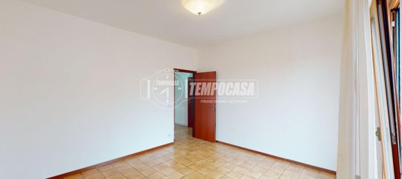 5 rooms Apartment in Chiaravalle, Italy No. 4818 19