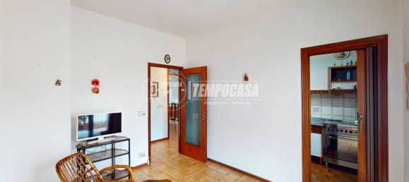 5 rooms Apartment in Chiaravalle, Italy No. 4818 12