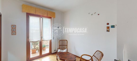 5 rooms Apartment in Chiaravalle, Italy No. 4818 10