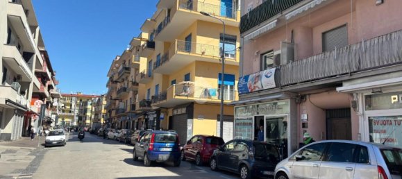 Apartamento de 2 habitaciónes en Castellammare di Stabia, Italy No. 9235 44