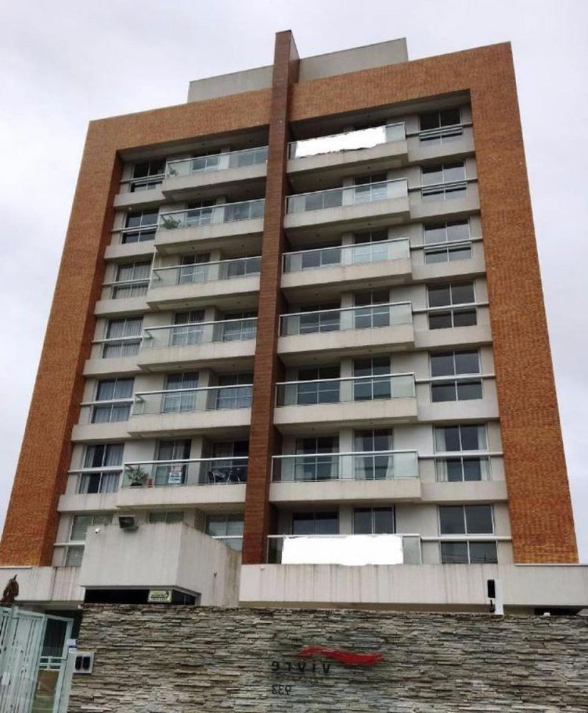 3 bedrooms House in Curitiba, Brazil No. 472261