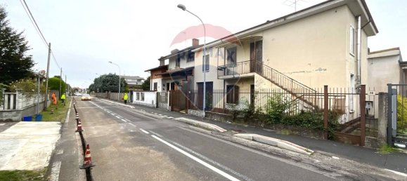 10 rooms House in Busto Garolfo, Italy No. 308687 2