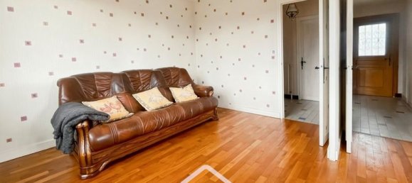 3 bedrooms House in Louhans, France No. 342728 4