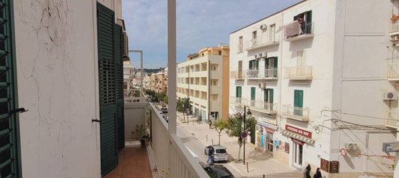 3-salle Appartement à Vieste, Italy No. 25975 7