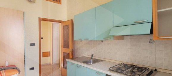 3-salle Appartement à Vieste, Italy No. 25975 6