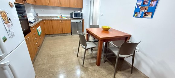 4 Schlafzimmer Wohnung in Alicante, Spain, Nr. 105461 5