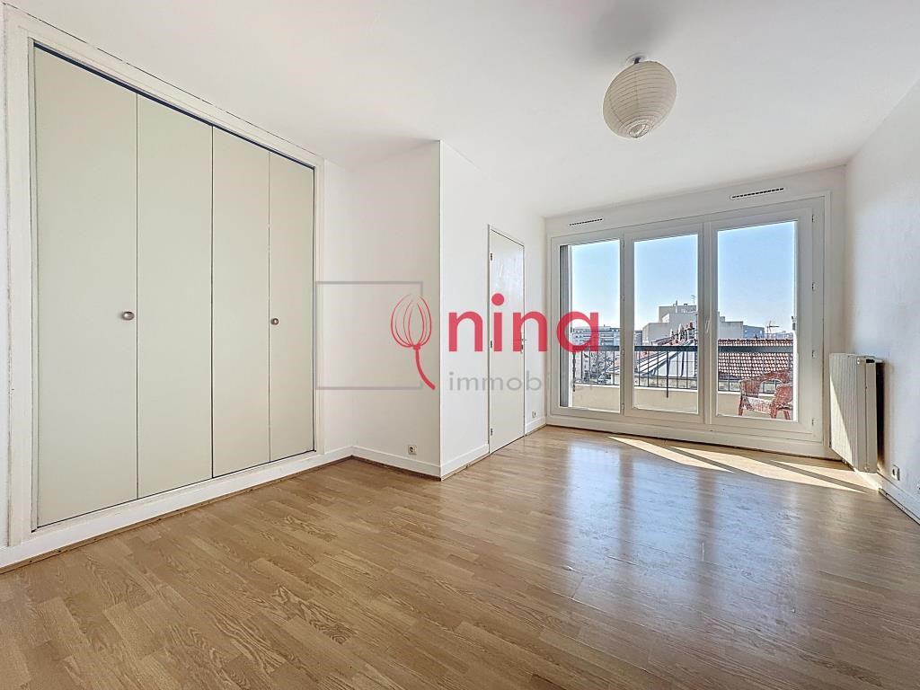 Studio in Alfortville, France No. 124956