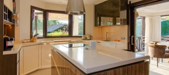 5 غرف نوم فيلا في Marbella, Spain رقم 121245 16