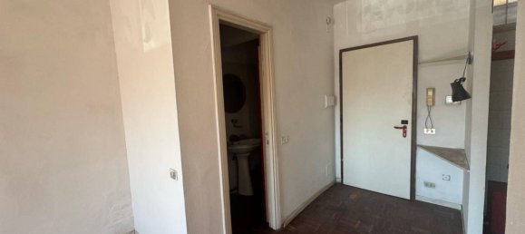 1 room Office in Rome, Italy No. 181925 7