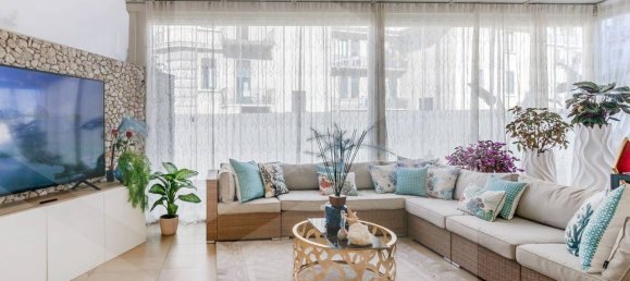 4 rooms Penthouse in Milan, Italy No. 241841 8