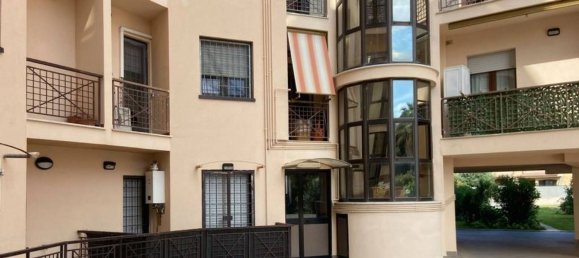 4 rooms Apartment in Anzio, Italy No. 198856 2