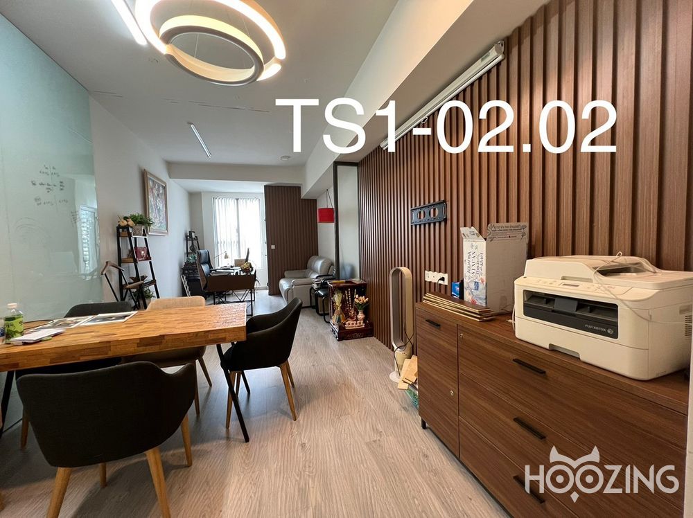 1 room Office in District 4, Vietnam No. 16111