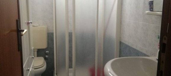 Casa de 8 habitaciónes en Carrara, Italy No. 48125 25