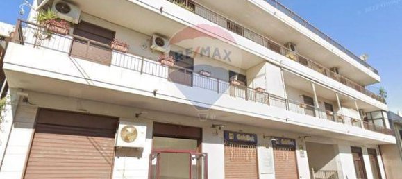 Квартира с 3 комнатами в Мессина, Италия № 32605 2