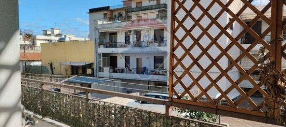 Квартира с 3 комнатами в Мессина, Италия № 32605 18