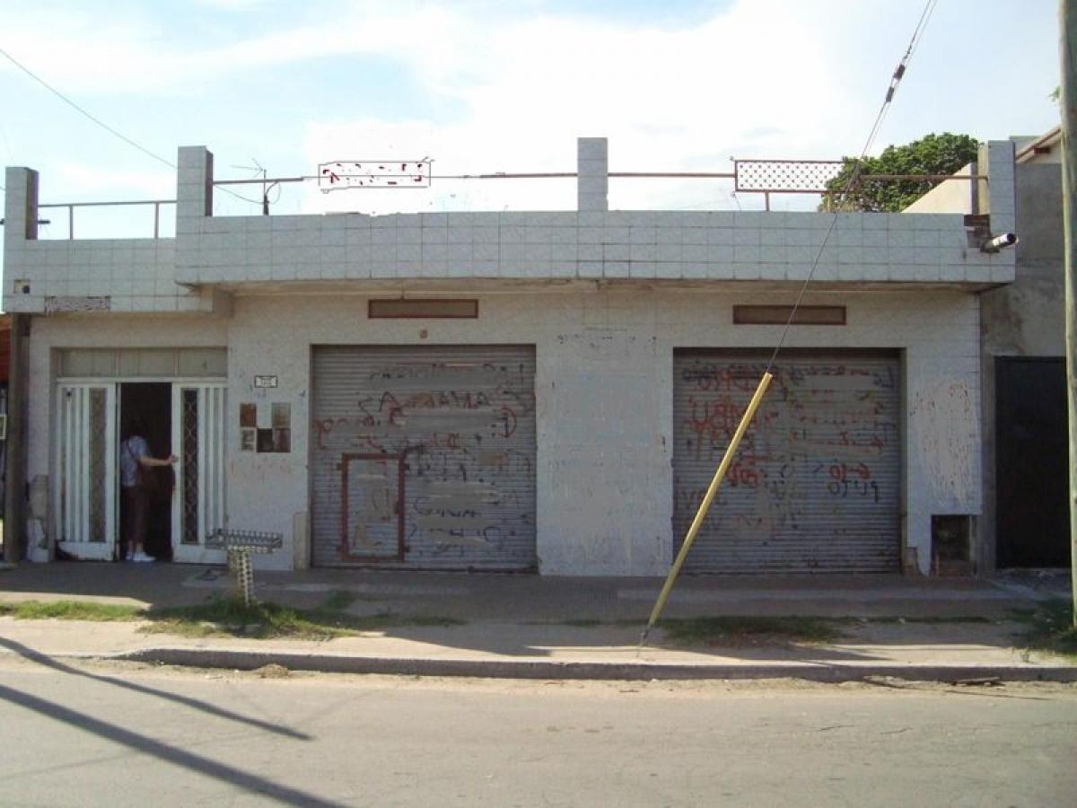 2 bedrooms House in Bermudez, Argentina No. 60539