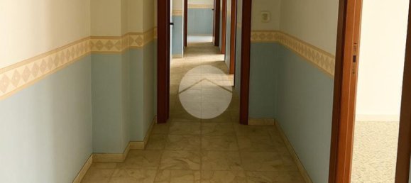 3 Schlafzimmer Wohnung in Foggia, Italy, Nr. 90337 3