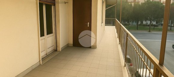 3 Schlafzimmer Wohnung in Foggia, Italy, Nr. 90337 8