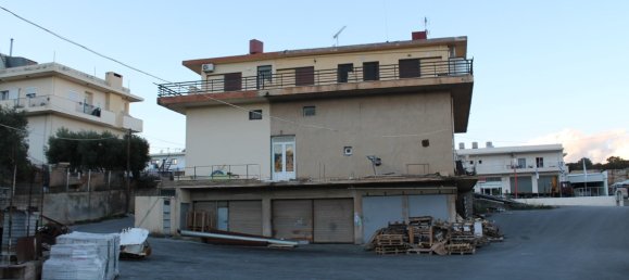 612m² Property in Agios Nikolaos, Greece No. 5323 2