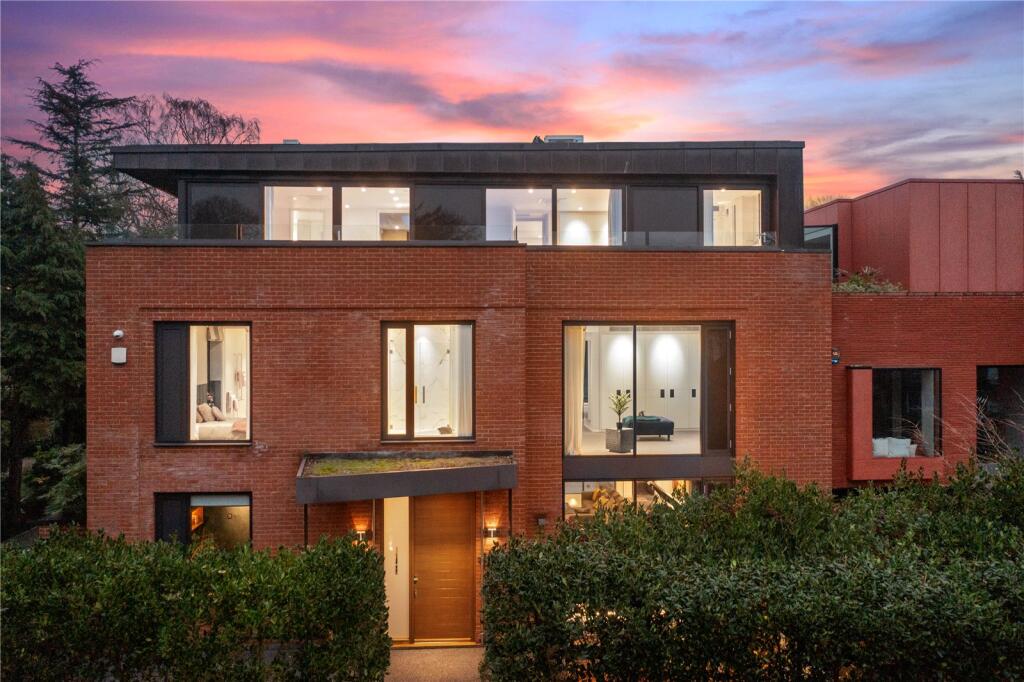 6 bedrooms House in Hampstead, United Kingdom No. 5331