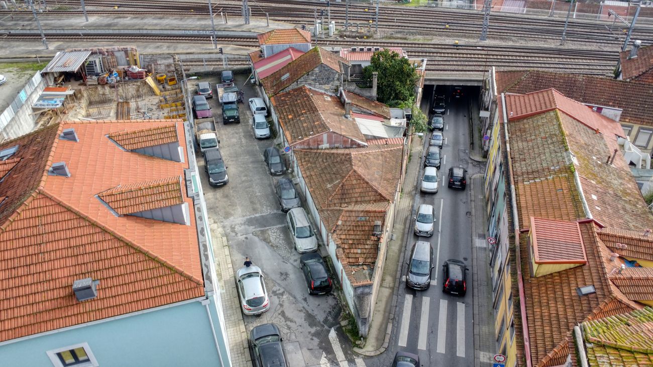 3 bedrooms House in Porto, Portugal No. 23677