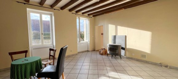 4 bedrooms House in Saint-Pierre-les-Etieux, France No. 80093 4