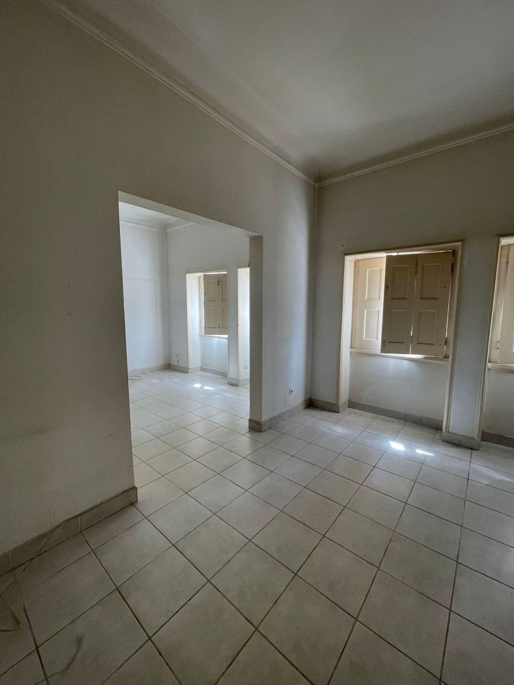 7 bedrooms Apartment in Aveiro, Portugal No. 320679