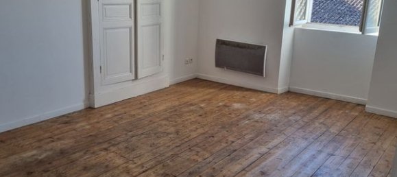 180m² Building in Joyeuse, France No. 285155 2