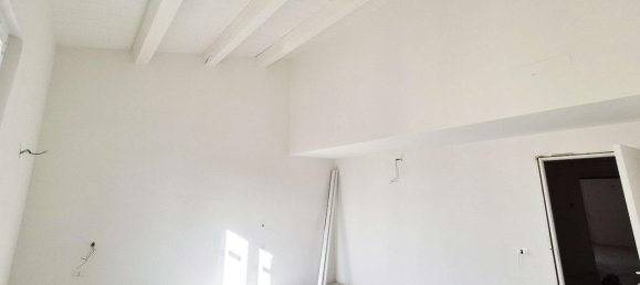 5 rooms House in Prato, Italy No. 91495 13