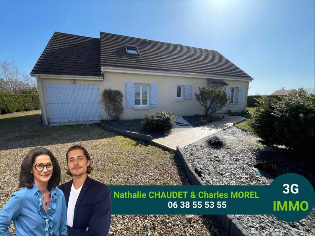 5 bedrooms House in Parce-sur-Sarthe, France No. 197550