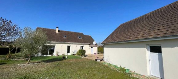 5 bedrooms House in Parce-sur-Sarthe, France No. 197550 12