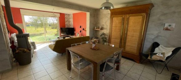 5 bedrooms House in Parce-sur-Sarthe, France No. 197550 4