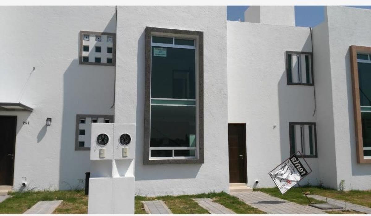 3 bedrooms House in Queretaro, Mexico No. 153834