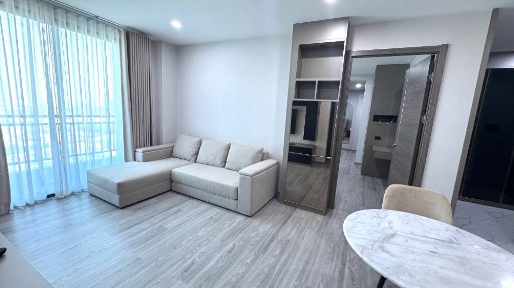 Condominio de 2 dormitorios en Huai Khwang, Thailand No. 61713