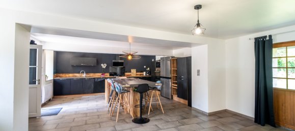 4 bedrooms House in Indre, France No. 247878 35