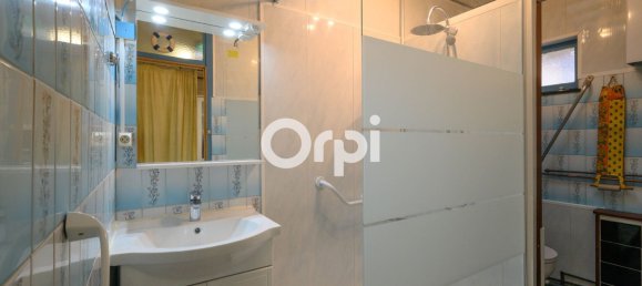 Дом с 3 комнатами в Сент-Аман-лез-О, Франция № 297401 4