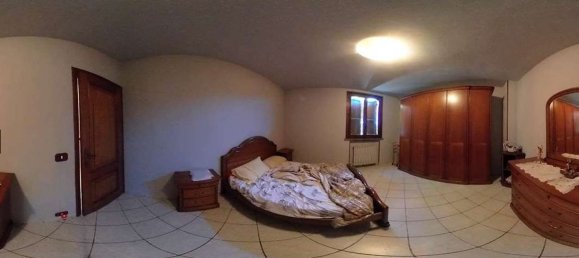 8 Schlafzimmer Haus in Rolo, Italy, Nr. 372042 17