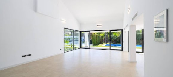 Casa de 4 dormitorios en Marbella, Spain No. 183366 22