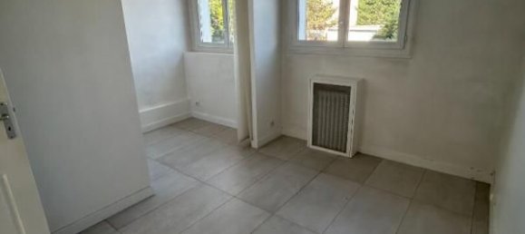 1 bedroom Apartment in Maisons-Laffitte, France No. 183070 7
