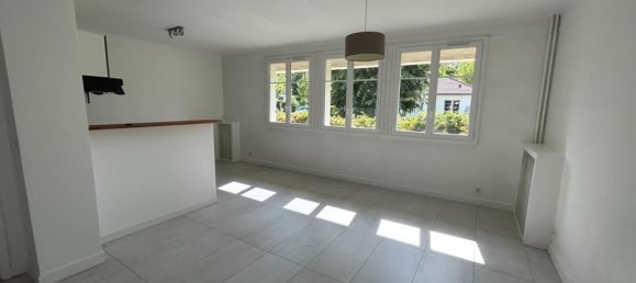 1 bedroom Apartment in Maisons-Laffitte, France No. 183070 3