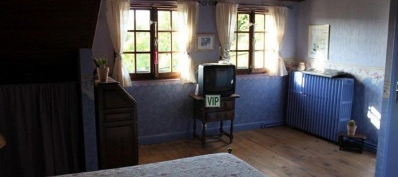 Casa de 5 dormitorios en Clamecy, France No. 16982 11