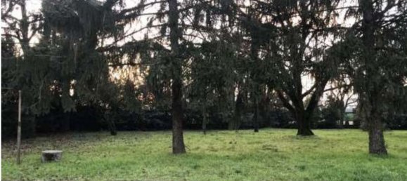 7-salle Appartement à Quistello, Italy No. 186647 12