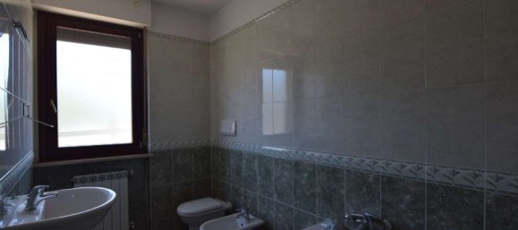 Büro in Città Sant'Angelo, Italy 102m², Nr. 263921 20