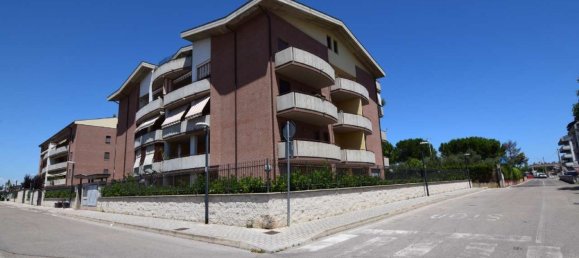 Büro in Città Sant'Angelo, Italy 102m², Nr. 263921 2