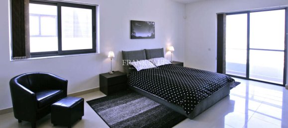 Duplex independente T2 em Swieqi, Malta N.º 8438 5