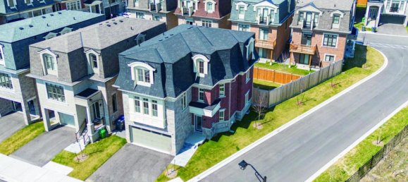 3 bedrooms House in Mississauga, Canada No. 879 3