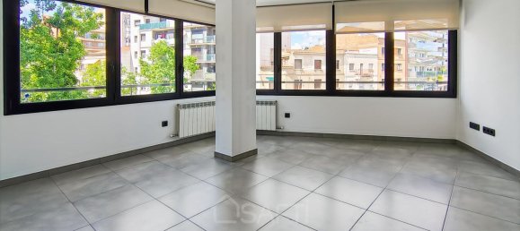 3 chambres Appartement à Barcelona, Spain No. 72165 5