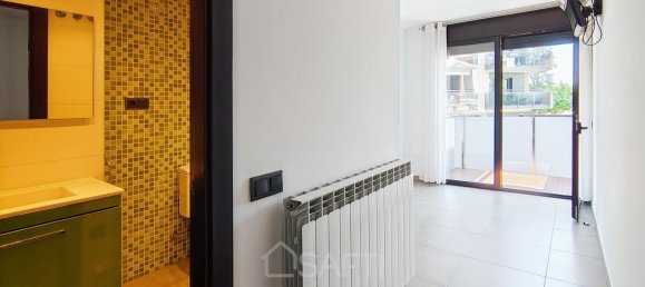 3 chambres Appartement à Barcelona, Spain No. 72165 8